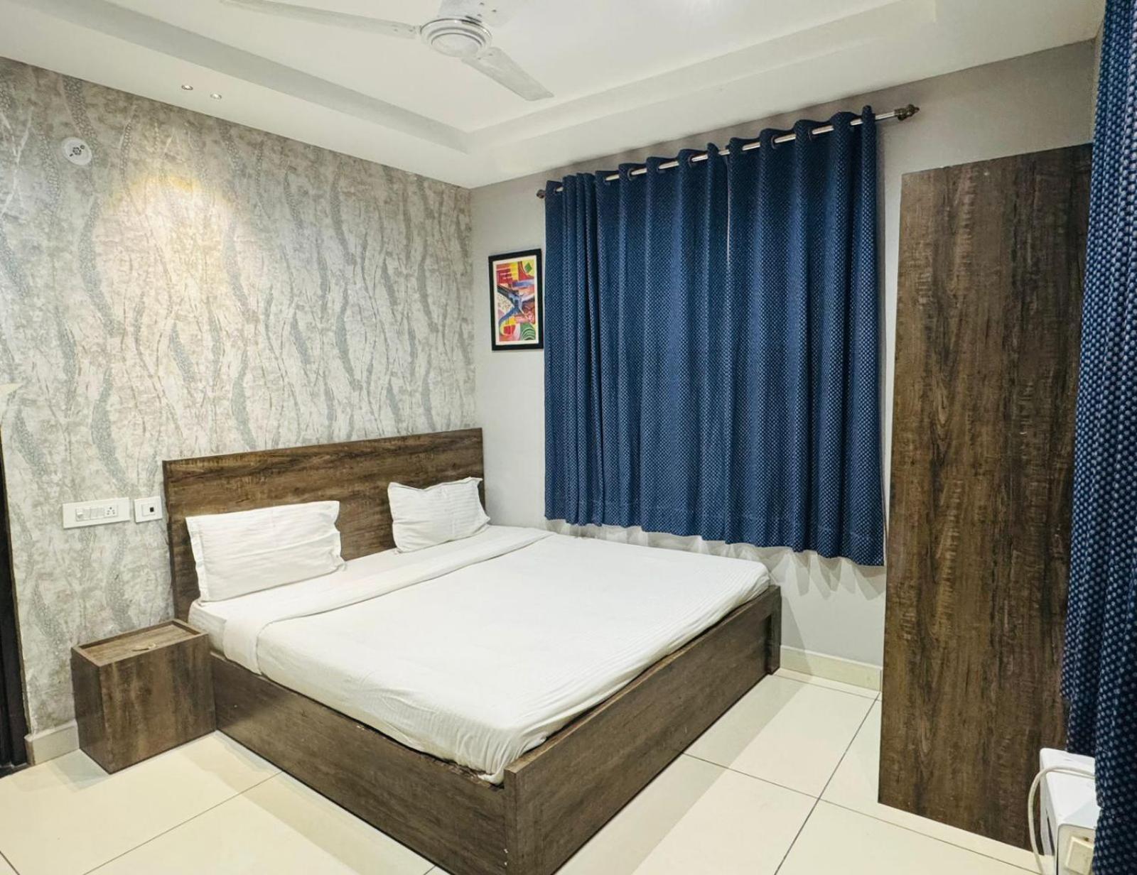 Hotel Pearl Inn Rudrapur Exterior foto