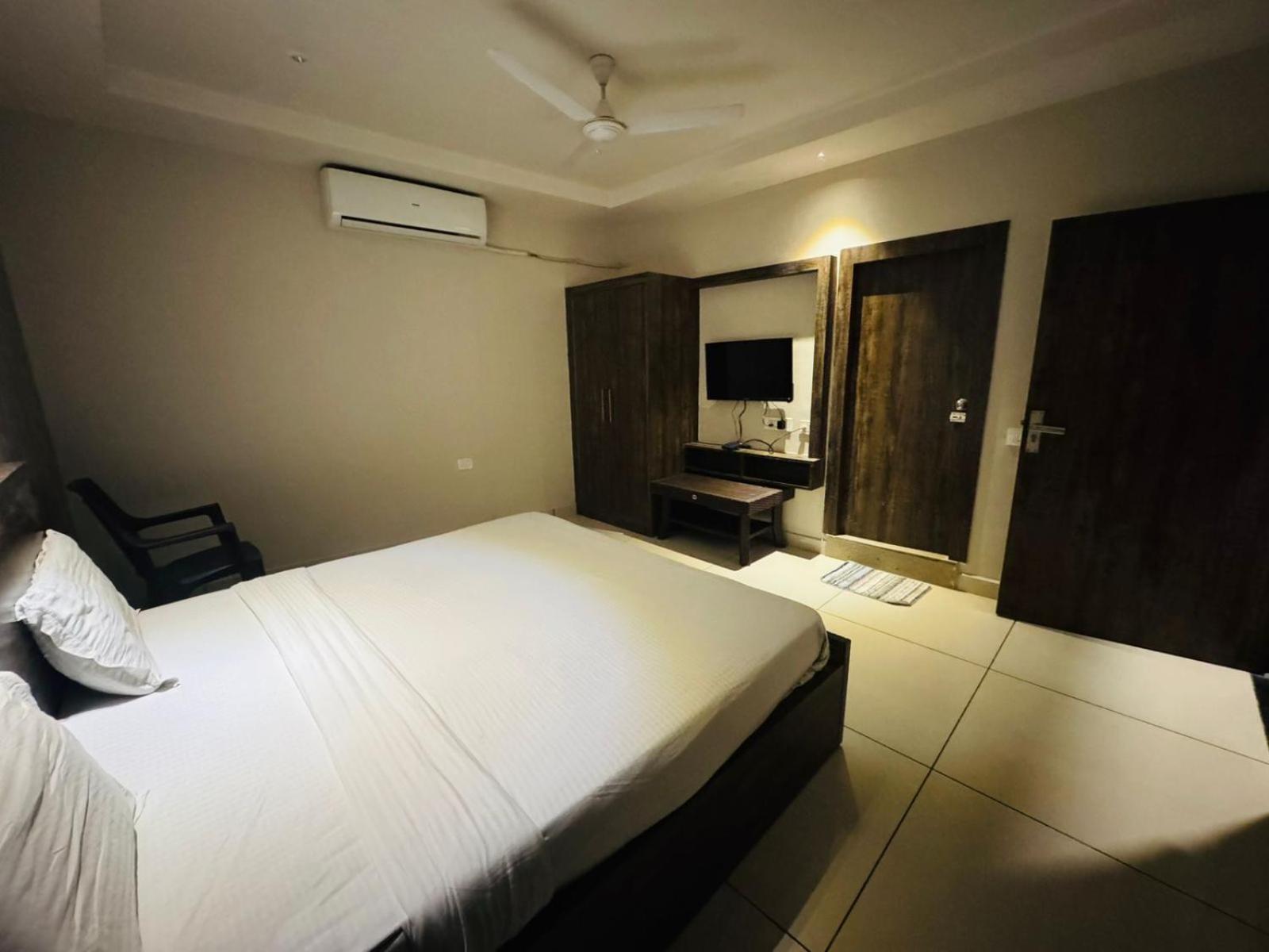 Hotel Pearl Inn Rudrapur Exterior foto